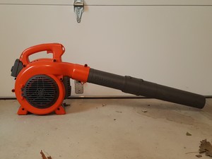 Leaf Blower